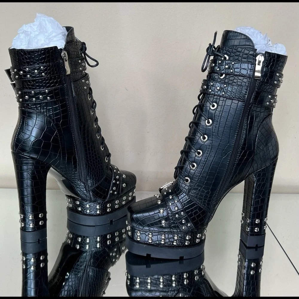 Azalea Wang Black Croc Studded Bootie - Picture 5 of 16